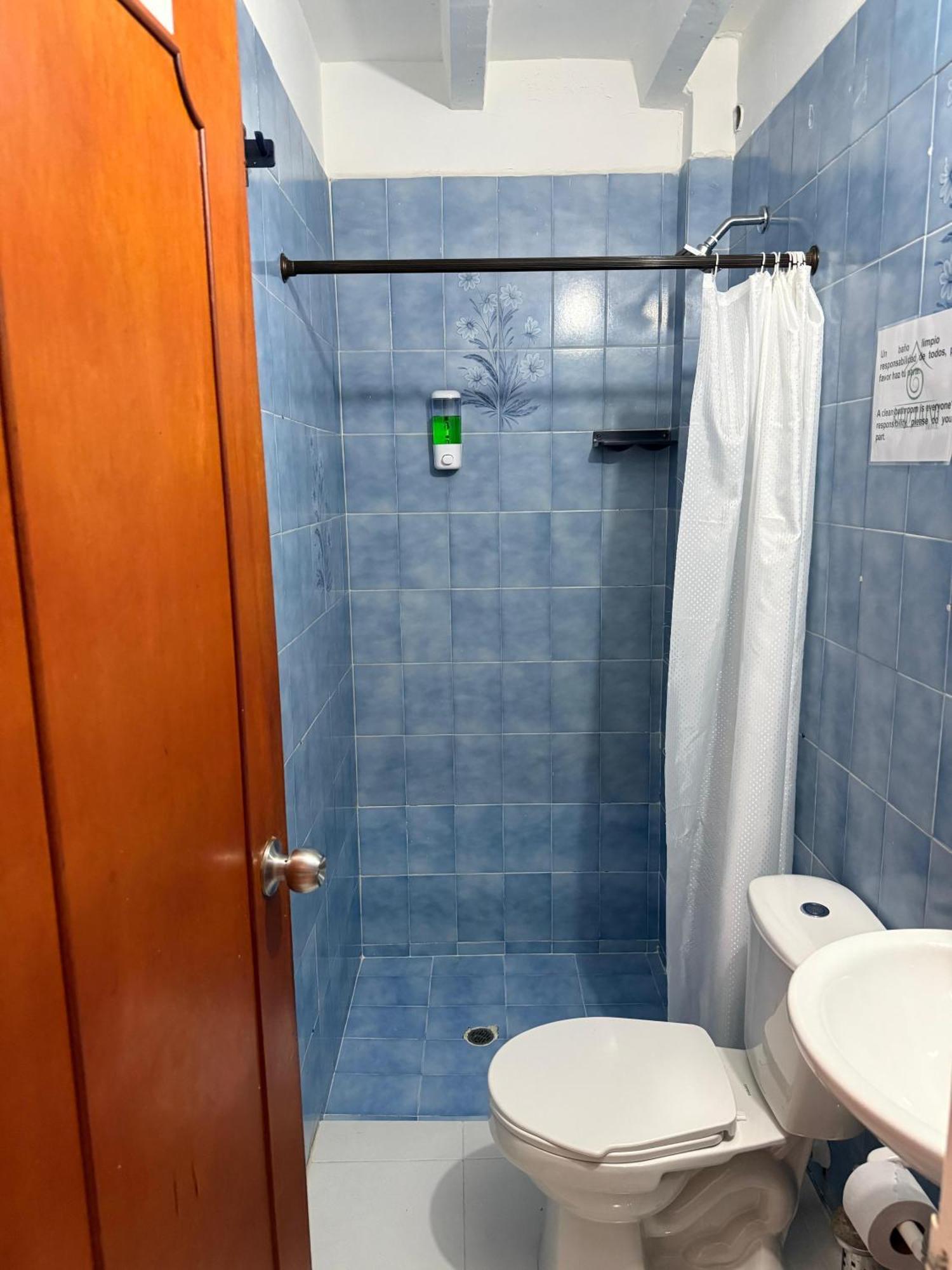 Road Living Home เมเดยิน ภายนอก รูปภาพ